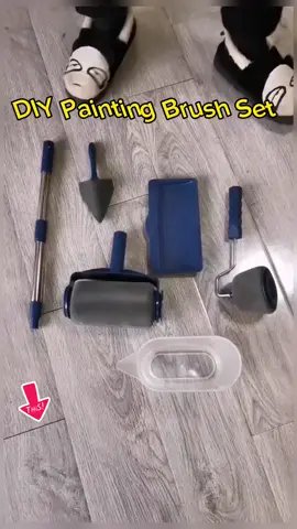 #CapCut paint roller brush set for homeowner or painter to do the painting works. Can self refill the paint into the brush and use it. So convenient tool for painting works🎊 #fyp #foryou #sg #singapore #tiktoksg #painting #paint #rollerbrush #refill #renovation #design #decoration 