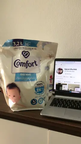 Nước xả vải Comfor dành cho da nhạy cảm 3,2L. Cam kết hàng date. E quay tận date cho mọi người nhìn rõ đấy ạ#nuocxavaicomfort #danhchodanhaycam #comfort #mautrang#thomlau#beyeu#diunhe#memdiu#huongthomdiuem#embe#myphamchinhhang #camketchinhhanguytin #tiktokshop #xuhuong#xuhuong2024
