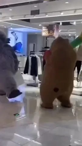 Dude 😵‍💫😳 #mascot #funnymascot #mascotfail #funnyvideo #meme 