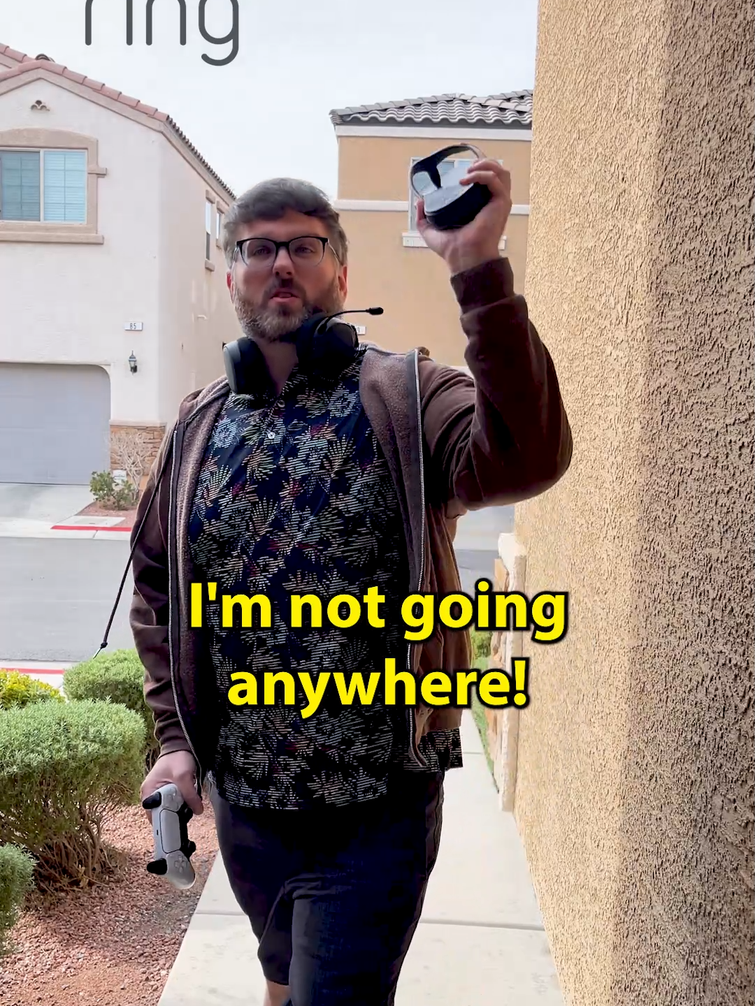 This neighbor should be locked up #drama#dramatiktok#neighborwars#neighborsfromhell#ringcameraThis original video was produced by Hendersondramaclubnm, Network Media and Manuella M Show