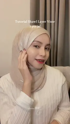 Now style ni tengah viral kan, so WAJIB try first raya nanti k!!😍 SAVE this video now bfr hilang girlies🤍✨ #fyp #shawlshimmersilk #shawltutorial #hijabtutorial #tutorialshawlsimple 