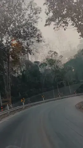 ถนนเส้นทางหลัก เชียงราย-เทิง  ระหว่างโค้งบ้านเชียงเคี่ยน#เชียงราย #เทิง #เชียงเคี่ยน 