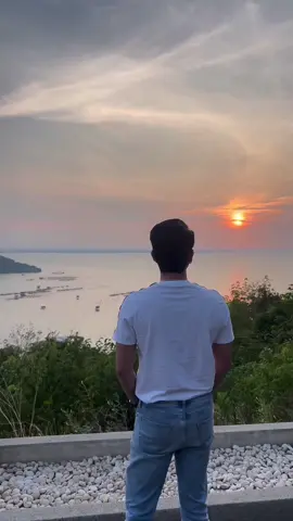 อุ่นใจที่บ้านเรา 