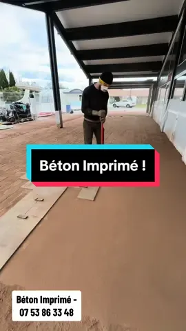 7 heures de travail manuel, pour que nous puissions voir les yeux de nos clients s'illuminer parce qu'ils ont aimé la terrasse.🇫🇷 #betonimprimé #beton #gironde🇲🇫 #betondecoratif #france🇫🇷 #bétonnière #bordeaux 