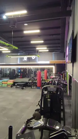 #legendgym #erbil_iraq #Fitness #ladies #workout #bodybuilding #zumbafitness #gym #foryou 