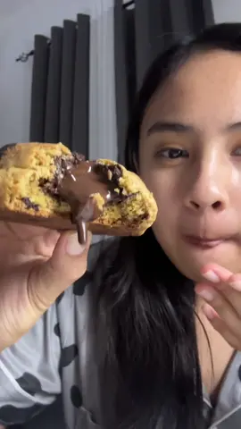 pov it’s 2am 🕑🍪 #dripandbitescookies #cookies #chocolatecookies #chunkychocolatecookies 