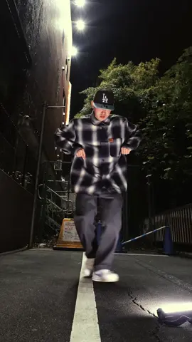 Cwalk trend move🤜🤛🔥 Share, comment, like and save 🙏 Don’t forget following 👊💧 #cwalk #hiphop #life #Lifestyle #fyp 