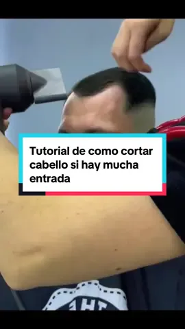 Tutorial de como cortar cabello si hay mucha entrada.  En este video te esneñamos a como cortar el cabello cuando el afeitado tiene poco volumen o tiene mucha entrada.  (Tutoriales de barbería, Cortes para hombres con poco cabello, buzz cut con entradas, buzzcut hombre el buzz cut caballeros) #Barba #cabello #barberia #barberos #barbertips #trucosdebarbería #barbería #cortedecabello