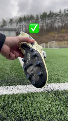 No FG on artificial ground 😉 #howto #football #nikemercurial #11teamsports #lovethegame 