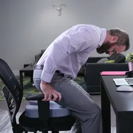 Transformez chaque assise en un moment de confort avec Zenpad, votre coussin ergonomique en mousse à mémoire. Il assure un soutien optimal pour le dos et les hanches, offrant un confort exceptionnel, un soulagement efficace des points de pression, et met fin aux douleurs lombaires. Améliorez votre bien-être et augmentez votre productivité dès maintenant ! #bureau #life #dos #voiture #france #gelpad #ergonomic #siege 