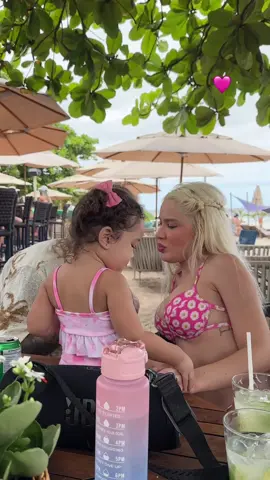 Que lindinhosss🥹🫶🏼❤️#karolinelima #karolino #kaleo #cecilima #praia 