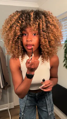 This is another casual outfit idea that makes me look like a cast member from some breakdancing film. The oversized hoodie works well with the oversized jeans but slim fit jeans look cute too! Chain - H&M Glasses - Primark  Shirt - Primark Jeans - Bershka Bag - Primark  #fashioninspo #whattowear #style #fashiontiktokforyou #cargopants #OOTD #dontbreakthebank 