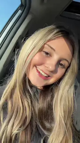 warm weather AND blonde hair 😍