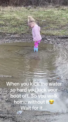 #toddlersoftiktok #funnytoddler 