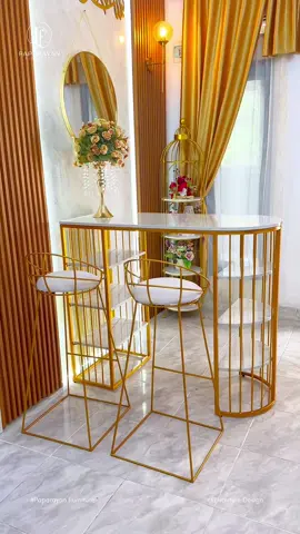 Tetapkan gaya Anda dengan Meja Bar eksklusif dari Paparayan Furniture! Nikmati suasana yang elegan dan fungsional untuk setiap momen bersama🛋️✨💫 #paparayanfurniture #mejabar #mejaminimalis #fypシ 