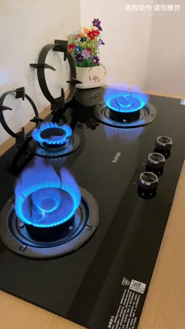 全新 Niko Kompor Kaca Tanam Hitam 3 Tungku Niko Reflection Pro Phantom Black Meja 只需 Rp587.527！#gas stoves#Tempered glass surfaceSafe and durable.#Kitchen appliances are recommended.
