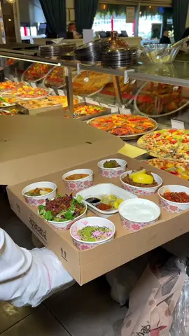 Karışık meze fix menümüzü nasıl buldunuz ? #karışıkmeze #meze #mezefixmenü #iftarıbeklerken #iftarmenüsü #iftarsofrası #food #ramadhan2024 #ramazan2024 #tiktokmutfağı #eniyirestaurant #ağababadöner #appetizer #mezeçeşitleri #mezekutusu 