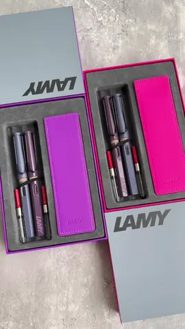 Take a look at 2024 @lamy_malaysia Safari Special Edition in Violet Blackberry & Pink Cliff! 💜🩷 Both colors available in fountain pens & ballpens 🖊️ You can purchase the fountain pens individually or get a nice gift box 🎁 & 2 pen pouches when you purchase 2 fountain pens (medium nib) 😍 Limited sets available in-store & online! 🛒 #Stickerrific #Lamy #LamyMalaysia #LamyFountainPen #LamyFountainPens #LamyBallpointPen #PinkCliff #VioletBlackberry #fountainpens 