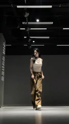 ID douyin: haha266279 | #dance #tiktokchina #douyin_china #douyin #dancechoreography #jazzfunkdance #truthordare #tyla #haha266279 