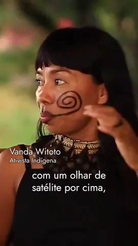 Presta atenção na @Vanda Witoto  📢🌳 A líder indígena e Diretora de Comunicação da nossa fundação traz uma importante reflexão sobre o olhar para a floresta e seus povos.  👏🏼👏🏼 Créditos: Rafael Parente    #amazonia #povosindigenas #indigenas #floresta #meioambiente #diadaamazônia #sustentabilidade #reflexão #frbs #entrevista 