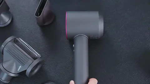 Let’s take a look at this negative ion hair dryer,which is quick-drying with large capacity#hair #hairstyle 
