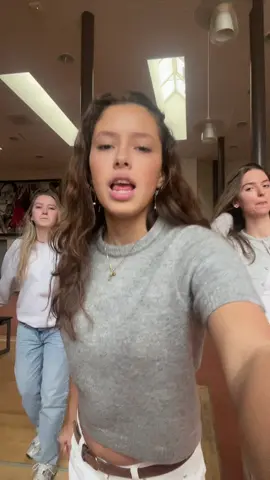 🩷 #foryou #dance #scandinavia #girls #viral #triodance #fyp 