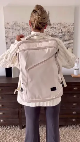 Comment Shop and I'll send you the Link directly to your DMs. Must be following me or the message gets blocked. #amazonfinds #travelbag #amazonmusthaves #travelessentials #travelmusthaves #packwithme 