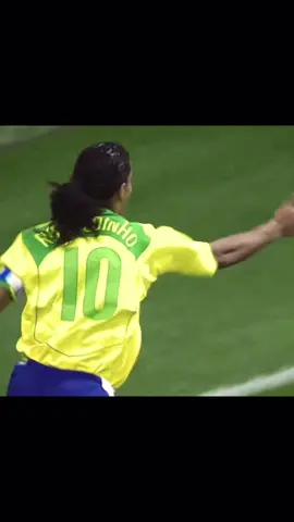 R10 x MF DOOM #ronaldinho #r10 #ronaldinhogaucho #ronaldinho2002worldcup #r10goat #2002worldcup🇧🇷 #foryou #fyp #brazil #worldcup 
