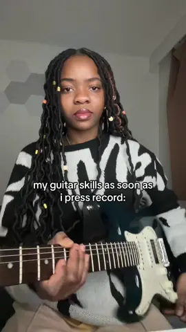 my guitar be shy #beccasmelodies #guitar #fyp 