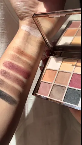 MIRAGE - Oasis Collection ✨ FARMASI Shop Link in my BIO.. #fypシ #makeuplover #farmasi #farmasimakeup #foryoupage #newmakeupproduct #eyeshadowpalette #eyeshadowswatches #makeuplooks 