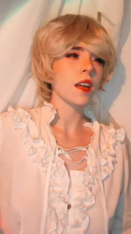 He breaks my heart 🤍 #cosplaying #gilbertcocteaucosplay #thesongofthewindandthetrees #kazetokinouta #gilbertcocteau #thepoemofwindandtrees #kazetokinoutagilbert #kazetokinoutagilbertcosplay #anime #gilbertcosplay #cosplay #manga 