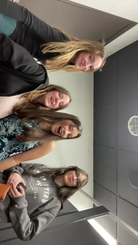 bday girl 🩵                              @Abbie-dabbie @just_blo0 @adanya.jean 