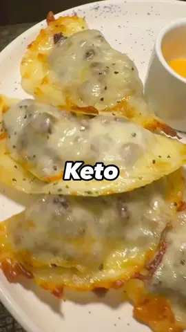 BEST #KetoAppetizer! Mainly 2 ingredients By @colorfulfoodie . -1/2 lb ground beef -~1.5 cups shredded mozzarella Optional: -1 oz cream cheese -1 tbsp sour cream -Oregano for sprinkling (I only used half the ground beef I cooked so this I half of a recipe. Double amounts for 12 empanadas) • Make shredded mozzarella discs and bake at 350°x5 min till melted and begins to brown. Let it sit for 3-5 min till pliable. • Sautée ground beef in olive oil or butter and season wkth @momcavefoods exotic steak spice blend. • Once cooked, mix with cream cheese + sour cream • stuff cheese discs with ground beef, sprinkle with oregano and broil on high for 1-2 minutes and DONE! Enjoy it so much! I dipped it in sriracha mayo and OMG 😋 . Discover a world of delicious and wholesome meals in my new cookbook! 📚🍽️ Dive into 500 keto recipes and an 8-week meal plan, perfect for both seasoned keto enthusiasts and newcomers. 🥑🍲 Click the link in my bio @lowcarb.jiji to get your copy now and make every meal a celebration of wellness! - ❤️ Follow us for more keto tips and recipes. - - • • • • • • • ➖➖➖➖➖➖➖➖➖➖➖➖➖➖ #ketocarnivore #ketogenicliving #ketogenicdiet #ketodiet #ketosis #ketoweightloss #ketorecipes #ketofam #ketofamily #ketoeats #ketofood #ketofriendly #ketojourney #ketolifestyle #ketocommunity #ketosnacks