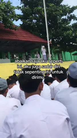 sampe sampe aku sakit aja kamu ga tau hee lama lama cape ya ngertiin orng mulu sedngkan diri sendiri aj ga ada yg peduli smskli:)#xyzbca #quotes #sadbrutal #foryourpage #4n 