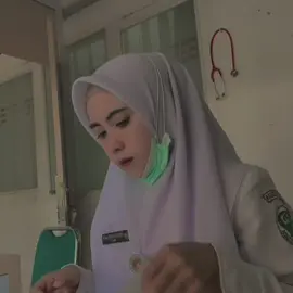 #nakes #bidan #midwife #perawatindonesia #tenagakesehatan #CapCut 