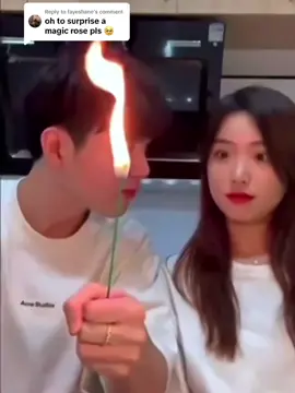 Replying to @fayeshane sign na para isurprise mo gf mo 🥺🔥🌹 #magicrose #torchtorose #viraltorchrose #magicrosetutorial❤️🌹 #magictrick #surprisemagic #rosemagic 