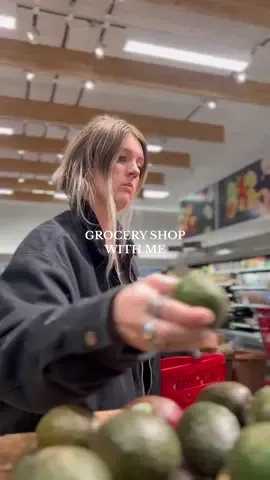 I’ll let you know how these KFC bowls turn out!🤪 #groceryshopping #bloompartner #realisticgroceryhaul #targetmusthaves #shopwithmeattarget @Bloom Nutrition 