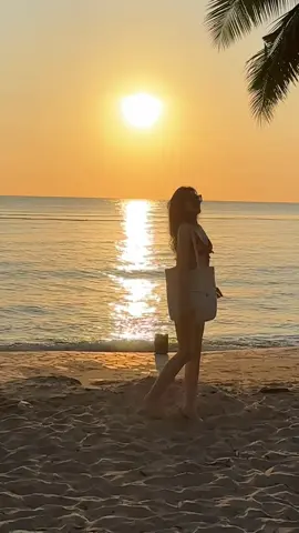 Hoàng hôn tuyệt đẹp ...