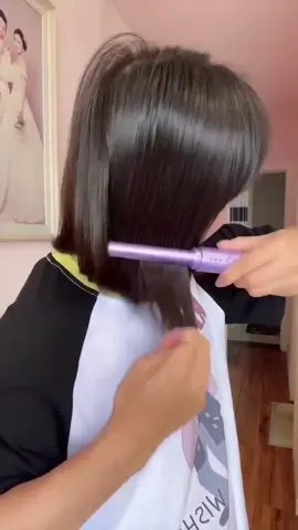 مكواة فرد الشعر الصغيرة، قابلة للشحن عبر USB mini hair straightener, USB chargeable #qatar #qatarshopping #household #hair #dobetters #dobetters #fyp #homegadgets #doha #قطر 