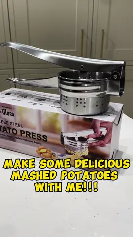 Mashed potatoes are such a wholesome meal and with our potato press they will be as delightful as they will smooth! #mashedpotatoes #mash #kitchenglora #kitchengadgets #musthave 