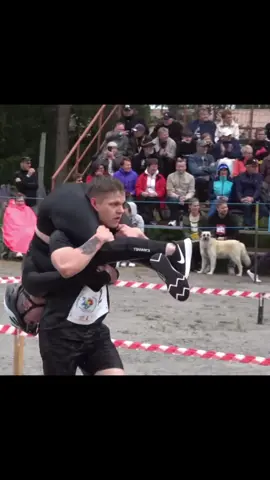 Finland's Wife Carrying Championship#wifecarrying #competition #relationshipworkout #finland #jokes 