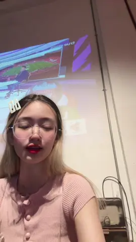 นักดองคลิปประจำปีจริงๆ🤦🏻‍♀️ Peak Cafe ทุกวันอาทิตย์ 22.00-23.00 ค่าาาา🫶🏻 #นักร้องกลางคืน #ร้านเหล้าเชียงใหม่ #สาวเชียงใหม่ 