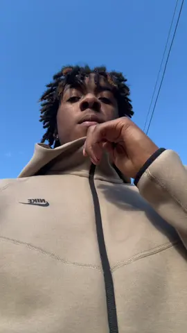 LMK if I should drop this too 🍕🇬🇧 (Last preview before new music) #krillz3timez #fyp 