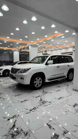 ستيشن لكزز 2009 خليجي 570 - 1/1 صبغ مدقار يمين فقط  ابيض من داخل بيج ماشي 570 الف كيلو مطلوب 72 وقابل لتفاوض للتواصل : 0522272399 #اكسبلورexplore 