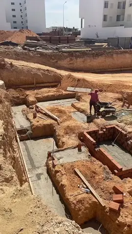 #هندسة_مدنية #géniecivil #بناء #construction #هندسةمعمارية  traçage des semelles sur terrain 👌