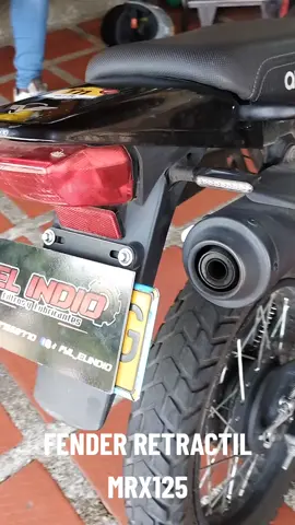 mrx125... instalación Fender retractil Portaplaca retractil universal para adaptar estamos ubicados en cali . . . #portaplaca #retractil #fender #lujos #accesorios #elindio #motos #mrx #mrx125 #victory 