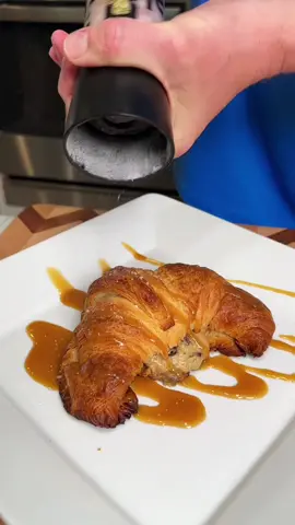 The Crookie straight from France 😋 #crookie #croissant #cooking #delicious #tiktokforfun #Recipe #longervideos #longvideos #longvideo #fyp #foryoupage #viral #athome 