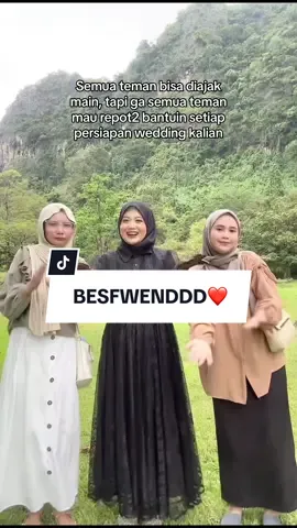 since 2015 and still counting, bener2 ga pernah absen disetiap momen2 penting dalam hidupku. makasyii dah mau direpotkannn, lopyu guyss to the moon and back🥺❤️ #fypシ #vlogarini #prewedding #hARINIDANselamanya #weddingpreparation 