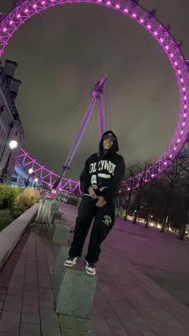 POR DENTRO DEMONIA 😱  CON LA CARA DE CENICIENTA 🥵 #darell #everybodygotothediscotek #LollipopRemix #ozuna #darellfans #maluma #explore #parati #darellchallenge 