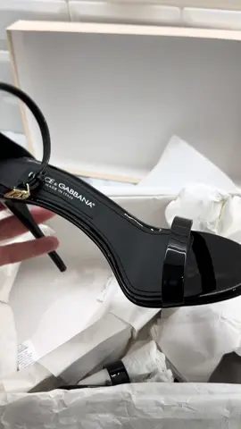 Ooh La La! 🖤 @Dolce & Gabbana       #fyp #unboxing #highheels #fashioninspo #inspo 